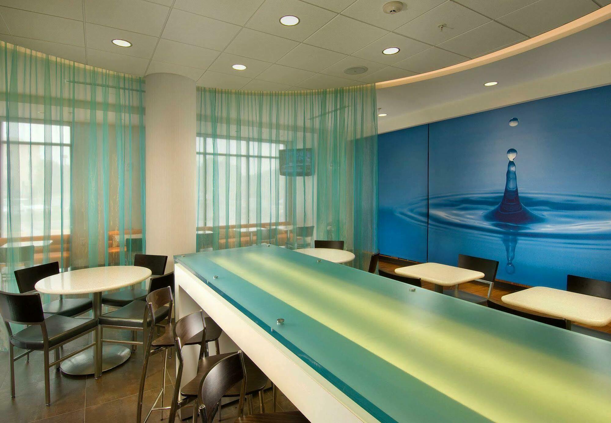 Springhill Suites Potomac Mills Woodbridge Eksteriør billede